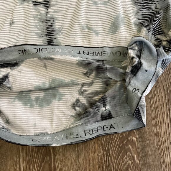 Lululemon Swiftly Tech Long Sleeve 2.0 MultiDye Shibori Stripe Graphite Grey - Picture 8 of 10